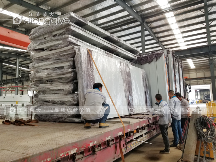 第三批現代候車亭發貨圖二