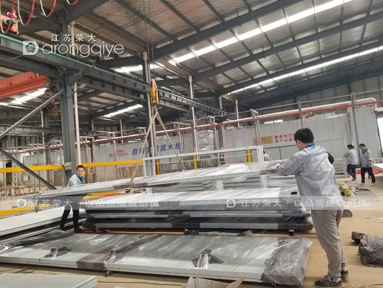 第四批遼寧現代候車亭發貨圖一