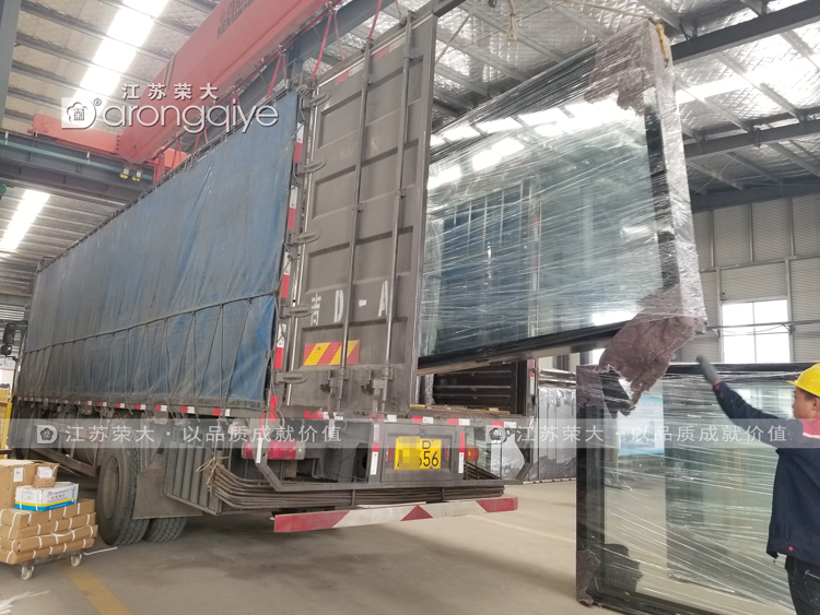 第二批遼寧公交候車亭發(fā)貨圖四