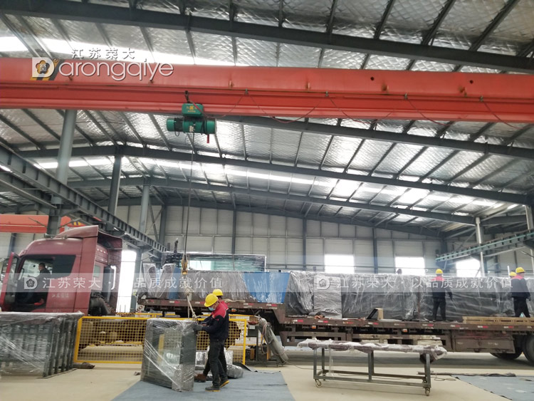 內(nèi)蒙古智能公交候車亭發(fā)貨案例圖三