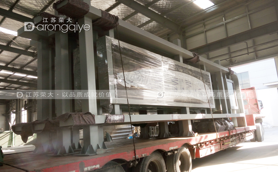 大連第二批現(xiàn)代智能候車亭發(fā)貨圖一