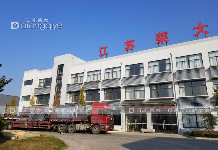 第五批揚(yáng)州智能公交站臺發(fā)貨圖三