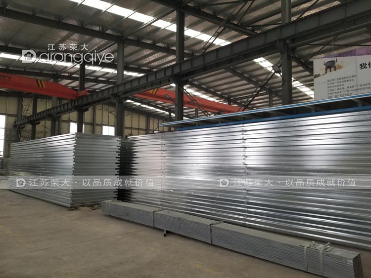 ��������܇ͤ�l(f��)؛�D��